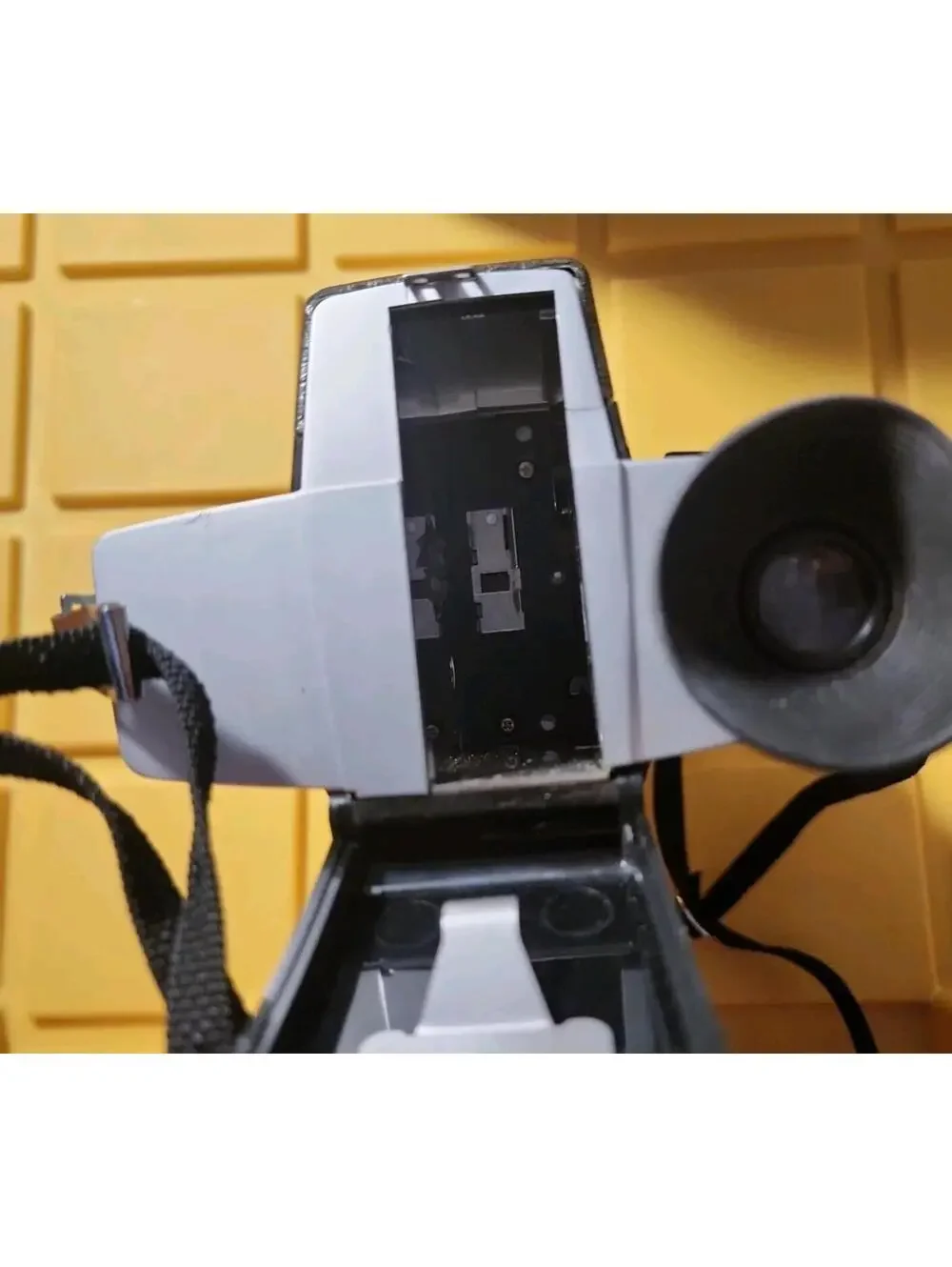 Vintage Kodak XL55 Movie Camera Sound Like It Working Make Winding Sound